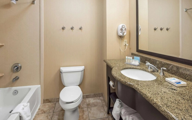 Holiday Inn Express Hotel & Suites Chester by IHG