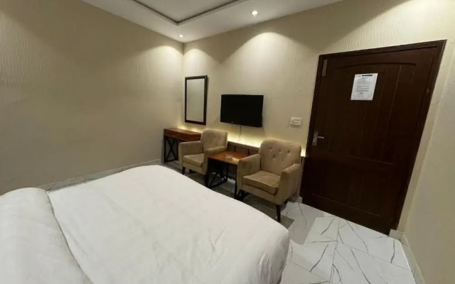 Shelton Boulevard Hotel Lahore