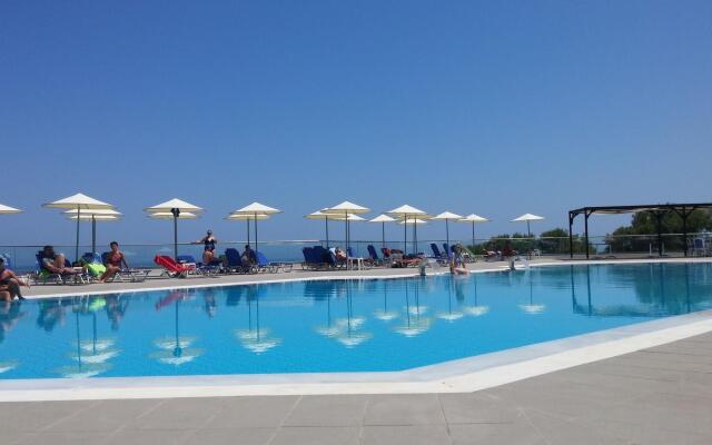 Themis Beach Hotel