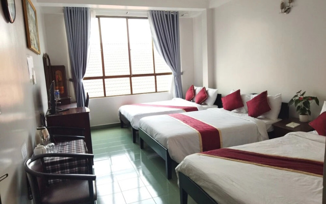 Y Lan Hotel Dalat