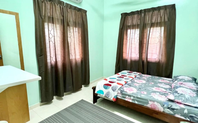 Teratai Homestay Batu Buruk – Guest Rooms – Kuala Terengganu