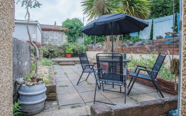Fleet Street - 2 Bedroom - Swansea