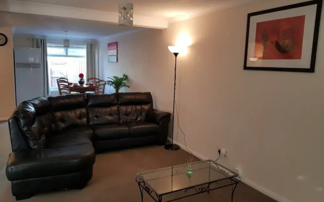 Three Bedroom House in Basildon