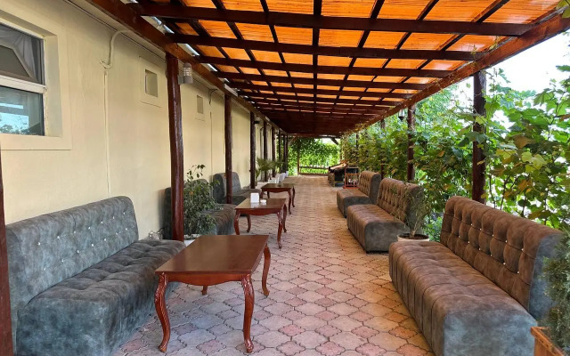 Sultan Kyzyl-Kia (Султан Кызыл-Кия)