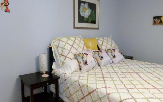 Hummingbird Haven B&B