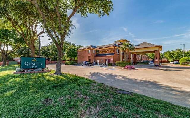 Quality Inn West Plano - Dallas