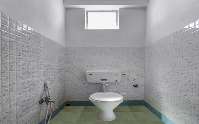 Capital O 36137 Vihaari 24 Business Hotel