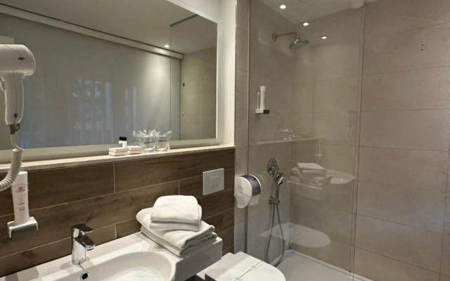 Nar Hotel