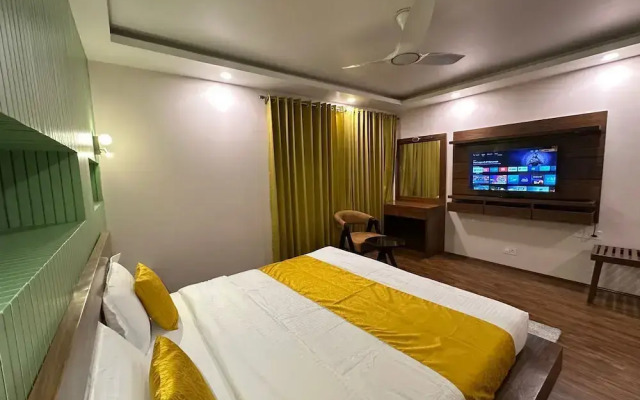 Luxe Haven Residency