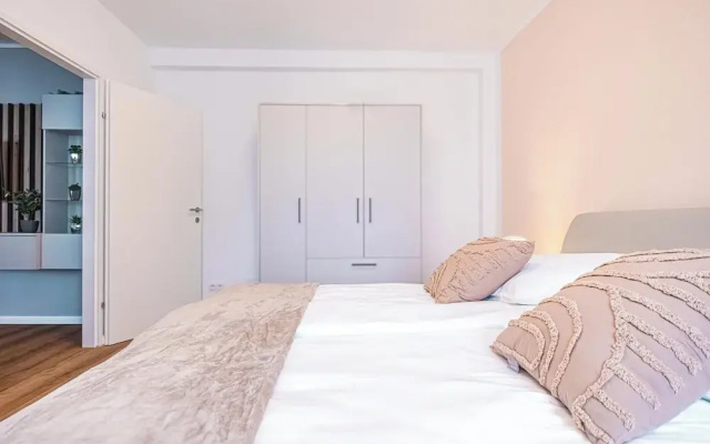 Ideal 2BR 1LR Apt for 6P Donaustadt