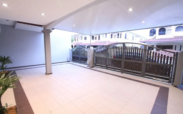 Susan's Impressive Home