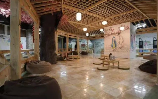 Naiman Banner Yuanhuang Hotel