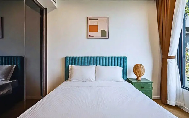 The Lumiere Luxury Citypoint ANGIA