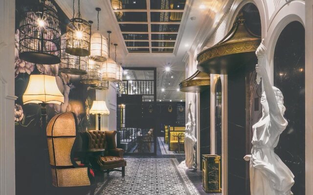 Adora Art Hotel