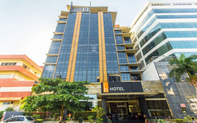 The B Hotel