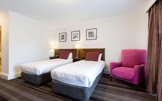 Mercure Canberra