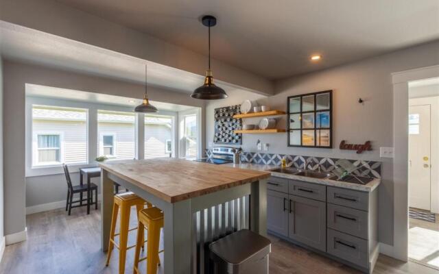 PA The Hidden Chicken