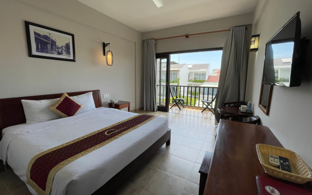 Sunshine Hoian Hotel