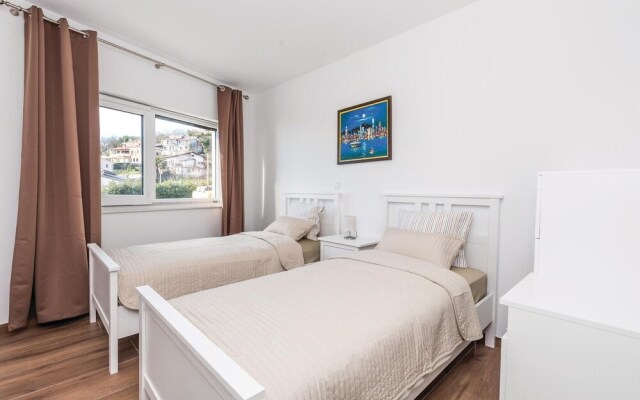 Awesome Home in Opatija with WiFi, Hot Tub & Sauna