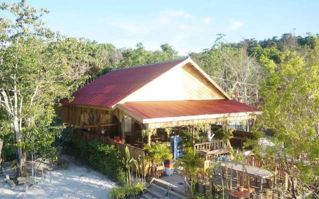 Romdoul Koh Rong Island Resort