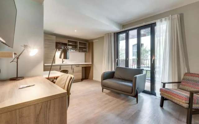 Mode Paris Aparthotel