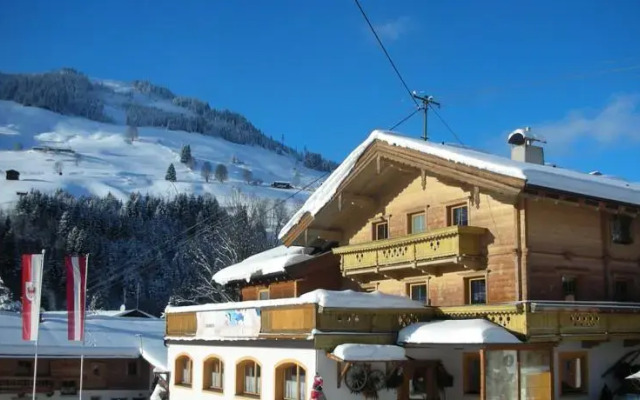 Jugendhotel Christian Noichl