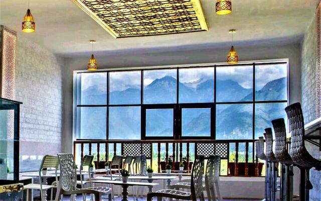 Kashmir Holiday Resort