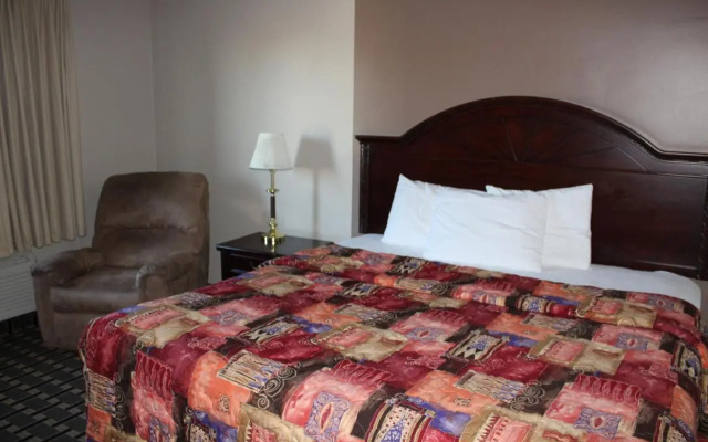 Select Inn Maple Grove