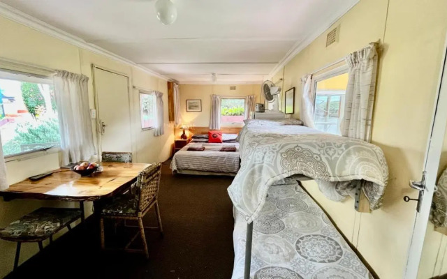 Open Plan Lagoon View Chalet