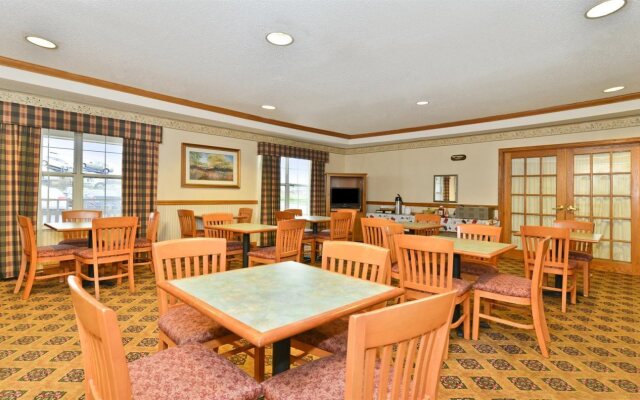 BlissPoint Inn & Suites