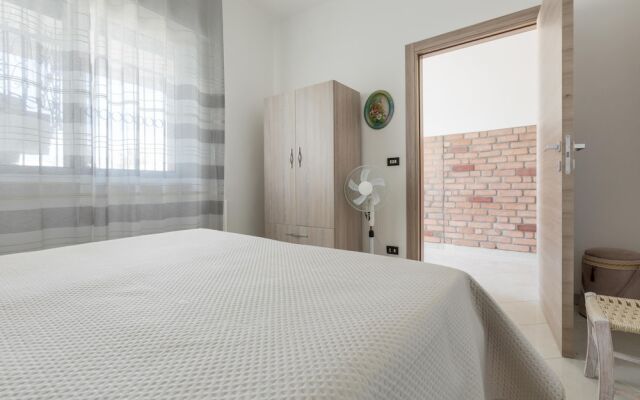 3825 Sabbiabianca - Aptm B by Barbarhouse