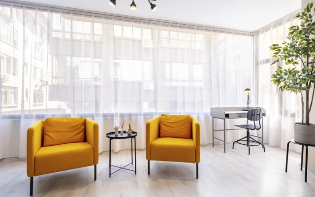Exquisite Central Flat Near Bagdat Street