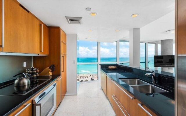 20th Street Condo #90396