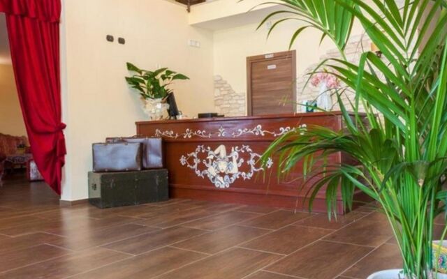 Mimi Hotel & Camping