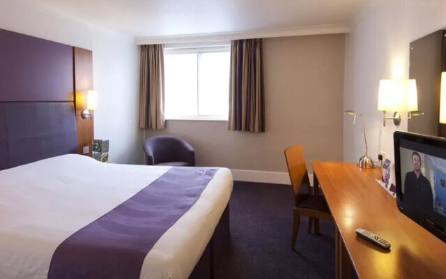 Premier inn Bristol Sidcot (A38)