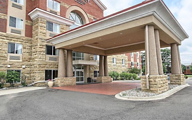 Country Inn & Suites by Radisson, Dearborn, MI