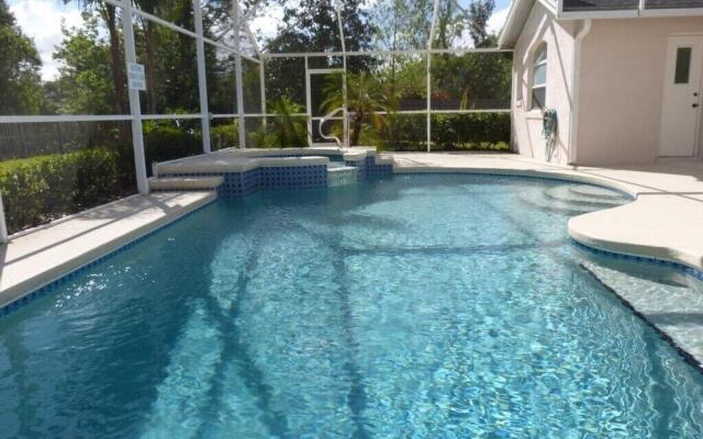 Ir700or 3 Bedroom Villa By Redawning