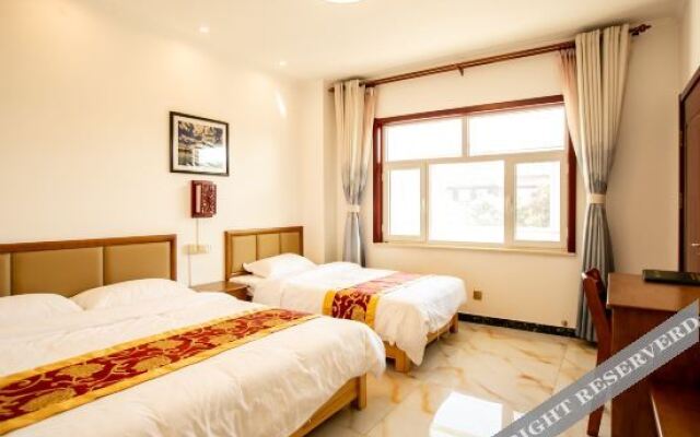 Xianren Express Holiday Inn of Yi County
