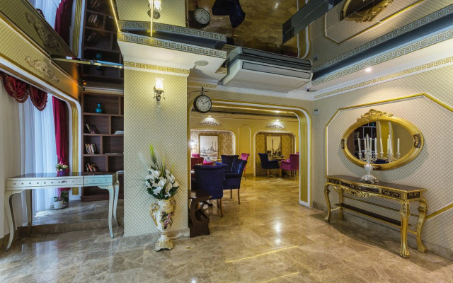 Lausos Palace Hotel