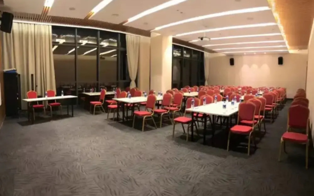 Greenland Kang Young Hotel