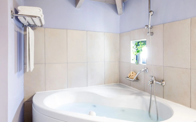 Grecotel Plaza Beach House