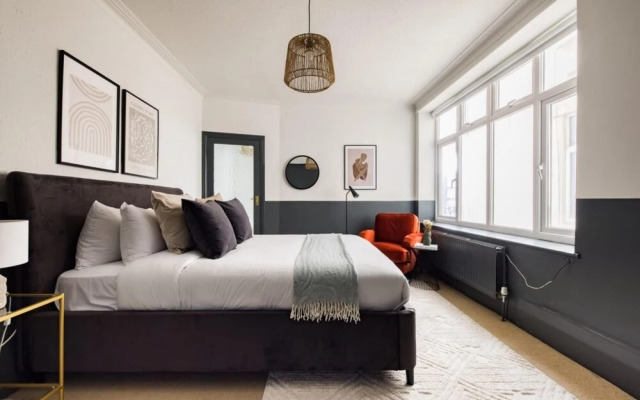 The Hendon Escape - Elegant 3bdr Flat