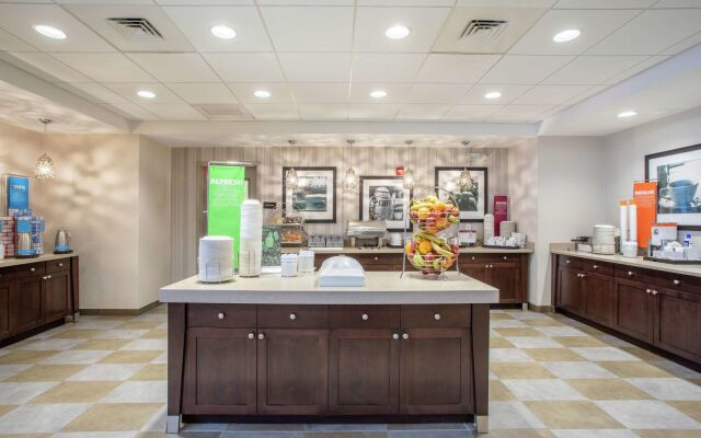 Hampton Inn Philadelphia/Voorhees