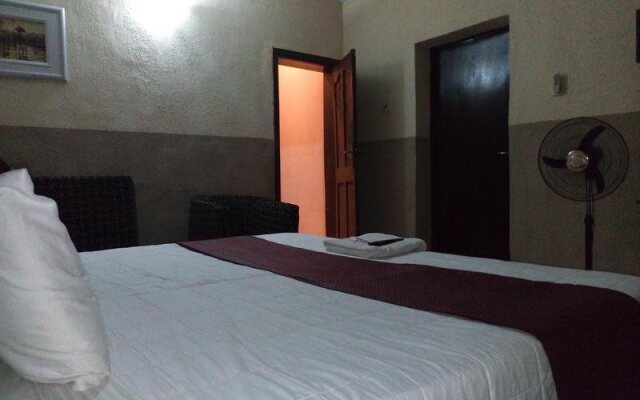 Ashosh Hotel Felele Rab