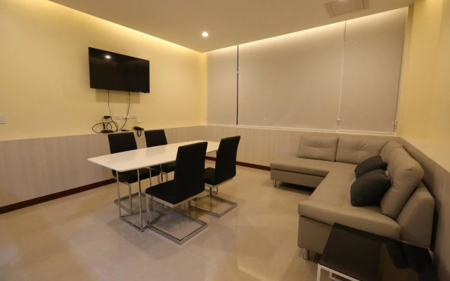 RoomQuest Suvarnabhumi Airport Rom Klao