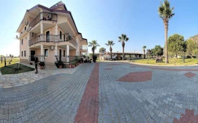 Oasis Apart Hotel