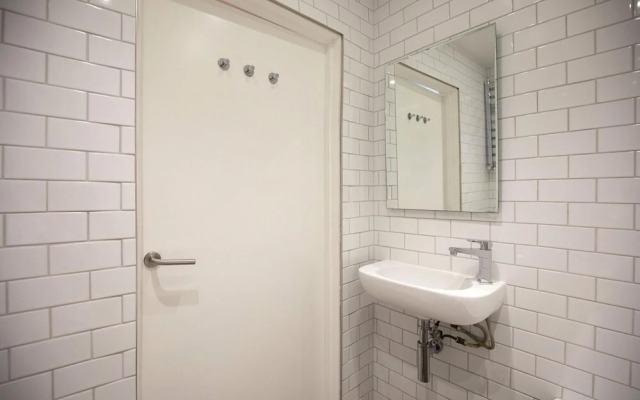 Host Stay Craster Waves