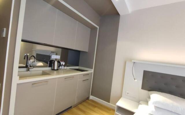 Leo Group Luxury Apartment 09-15 Alliance Palace