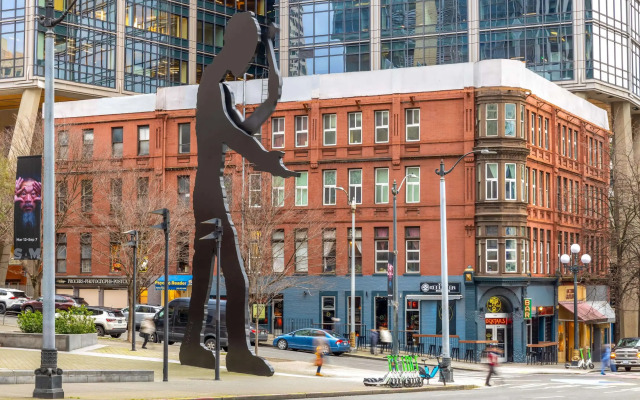 Reside Seattle Downtown, a Wyndham Residence