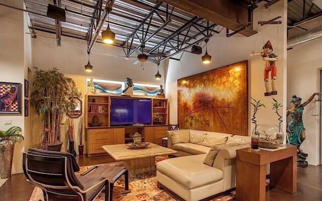 Urban Living By Signature Vacation Rentals